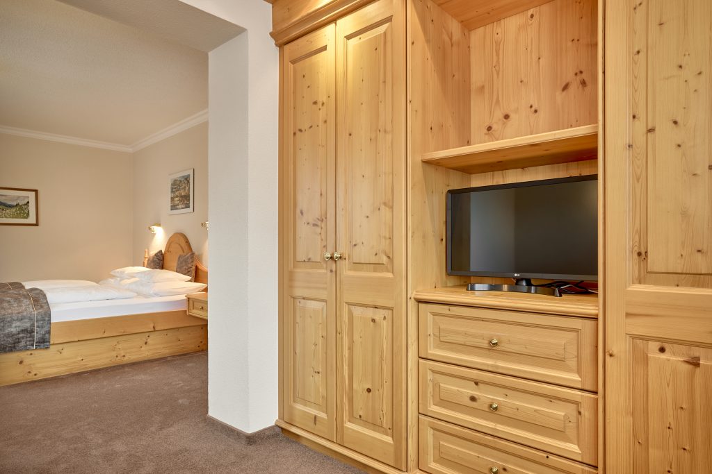 Roggal_082_HDR_Variante_Web_Christoph Noesig PHOTOGRAPHY