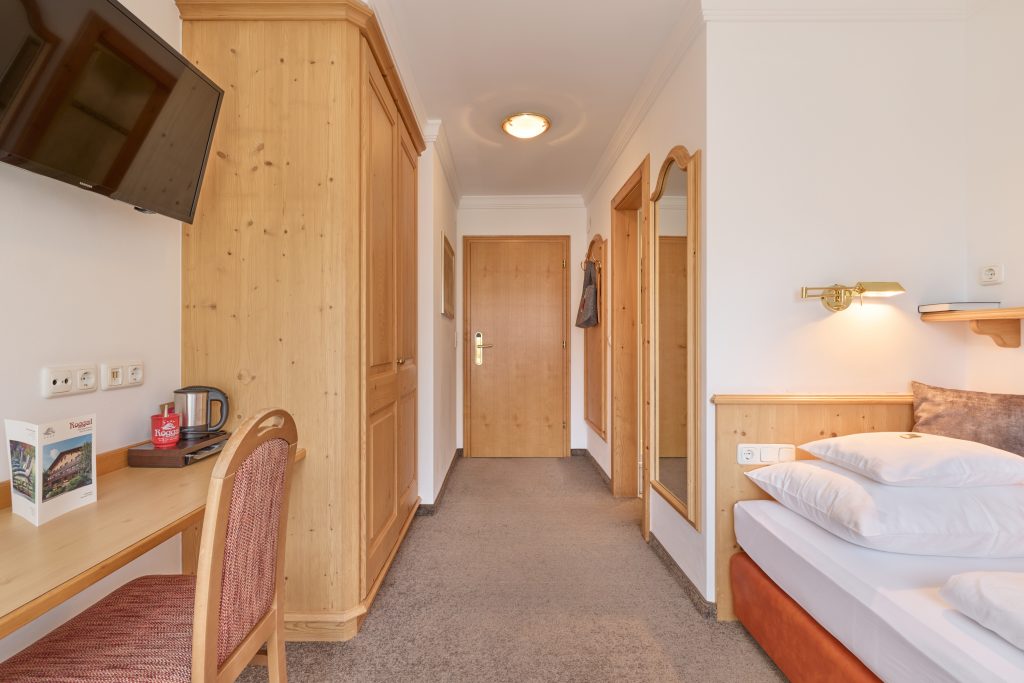 Roggal_Sommer25_008_HDR_web_Christoph Noesig PHOTOGRAPHY