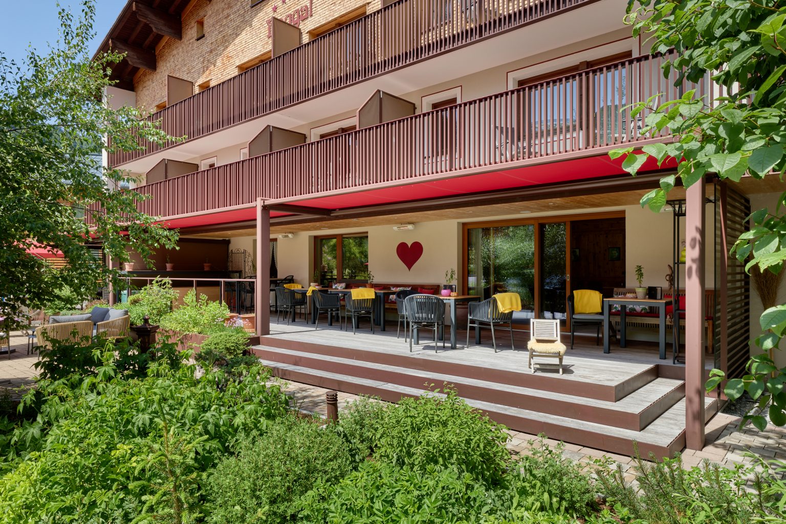 Roggal_Sommer25_040_HDR_web_Christoph Noesig PHOTOGRAPHY